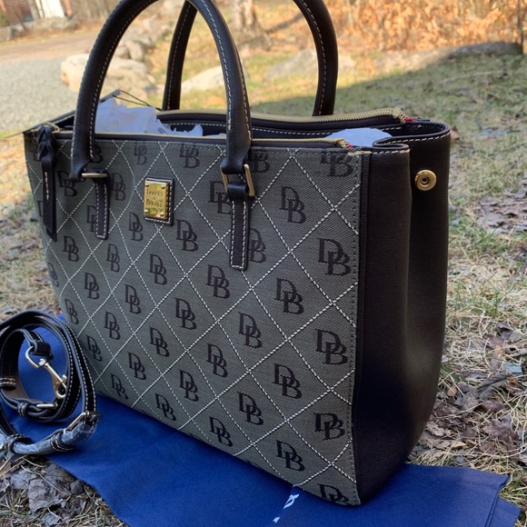Dooney & Bourke Handbags - Authentic DOONEY & BOURKE Leather canvas ZIP SAtchel/Crosby